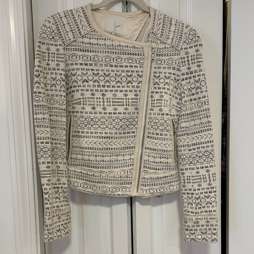 Joie Ivory and Black Geometric Women's Blazer